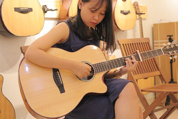 Học Guitar tại nhà Hà Nội